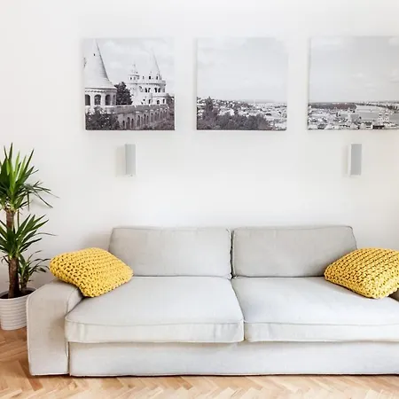 Apartament Bpr Sophisticated Astoria With Balcony Budapesta
