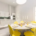 Appartement Bpr Sophisticated Astoria With Balcony *